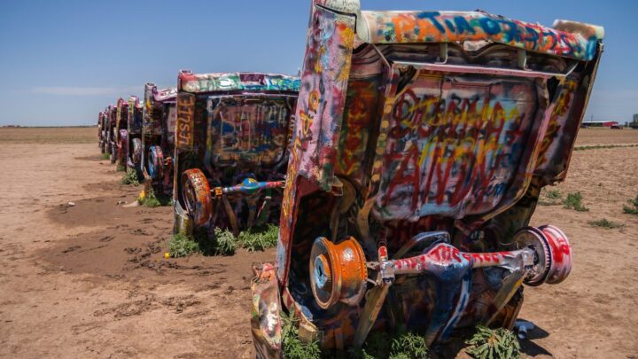 12 Classic Americana Stops That Still Draw Road Trippers - We Travel ...